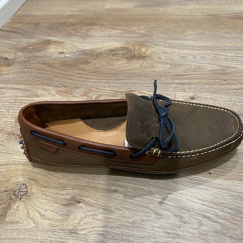 Cole Haan - Picture 2 of 3